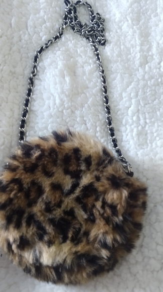 LAST CHANCEChildren's Place Faux Fur Purse - Picture 3 of 4